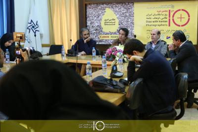 نشست مطبوعاتی پنجمین دوره ده روز با عکاسان ایران / عکاس : علیرضا کرمی